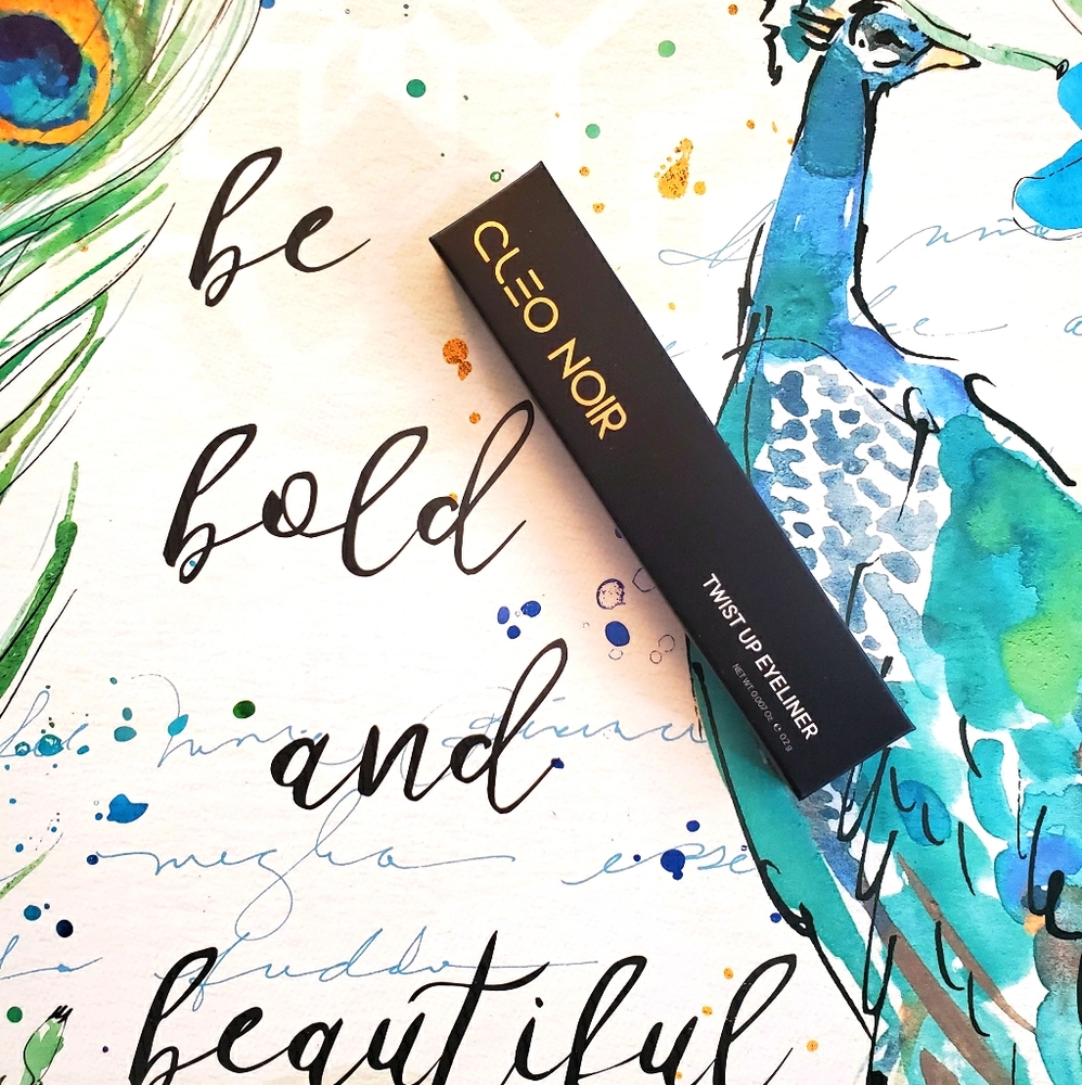 Cleo Noir - Twist up eyeliner
